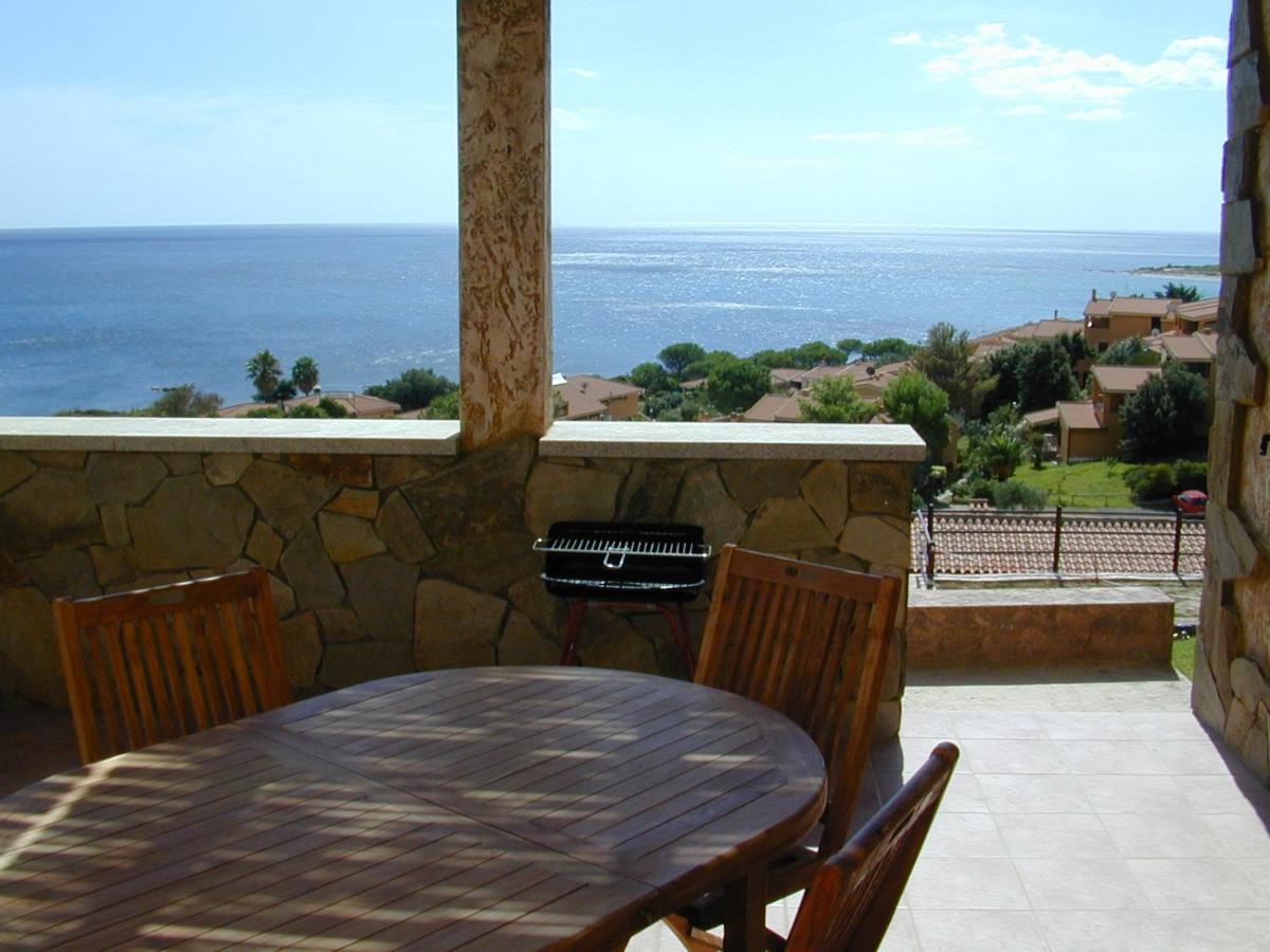 فيلابوتزو Residence Il Borgo Di Porto Corallo المظهر الخارجي الصورة